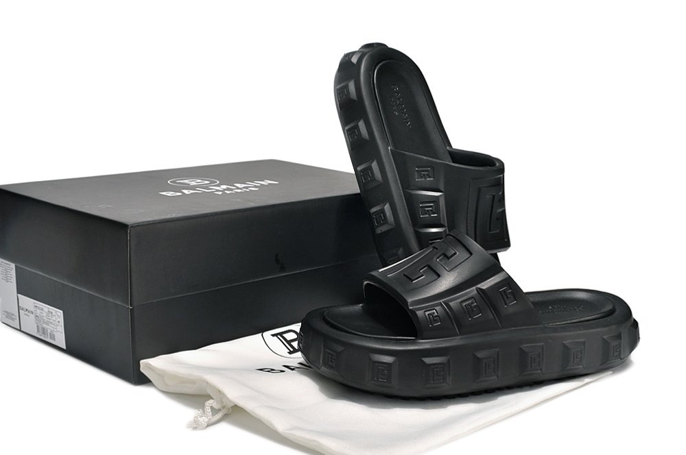 BALMAIN Pool Slide Ari-rubber Sandals Black - Image 3