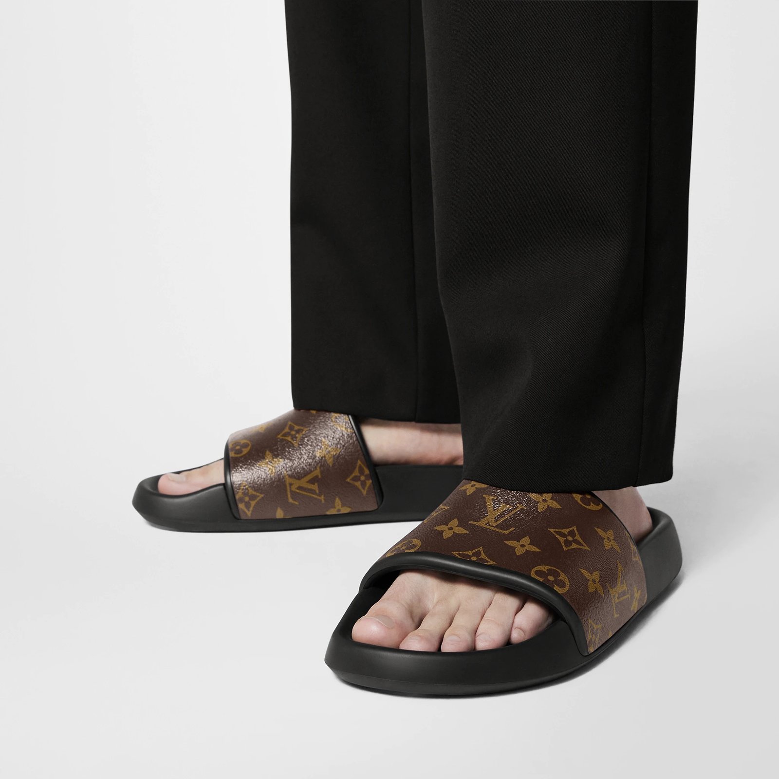 Louis Vuitton Waterfront Mule – Macassar Monogram Eraser - Image 8